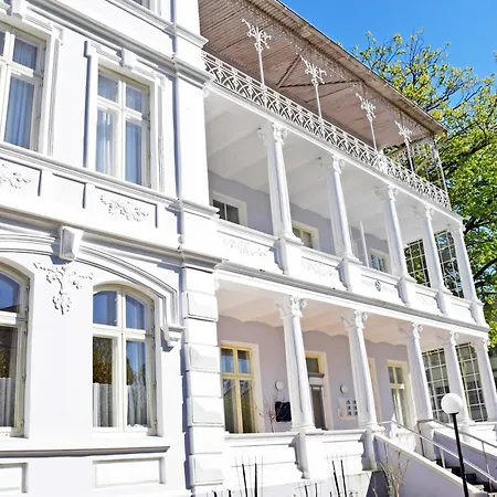 Hotel Appartementhaus Sellin (Rugen)